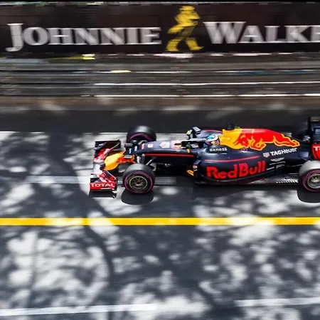 Monte-carlo Formula One 4*