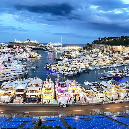 Monte-carlo Formula One Bed & Breakfast