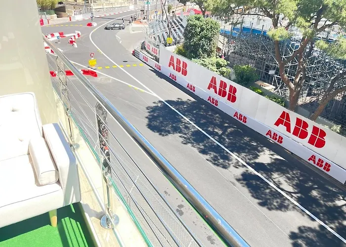 Monte-carlo Formula One B&B
